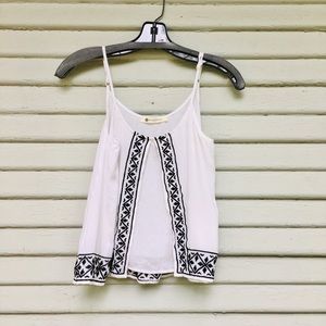 Impeccable Pig White and Black Crop Top Blouse